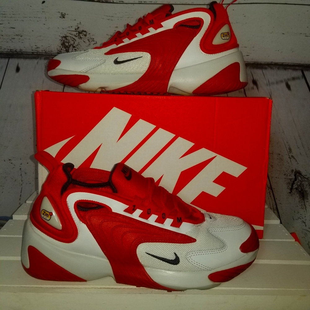 Nwot nike zoom 2k university red